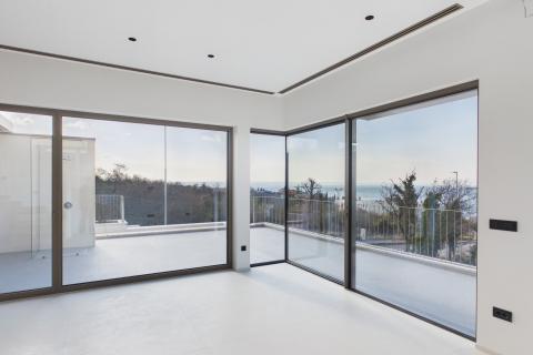 Condo/Apartment Rožići, Kostrena, 305m2