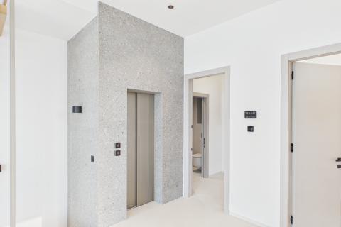 Condo/Apartment Rožići, Kostrena, 305m2