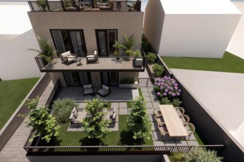Bijenik &ndash; građevinsko zemlji&scaron;te s dozvolom 806 m&sup2;
