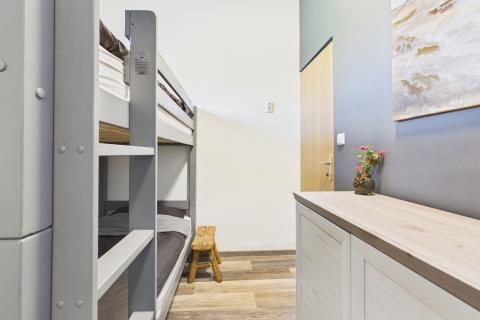 Istra , Poreč okolica - Samostojeća kuća sa 4 apartmana i bazenom