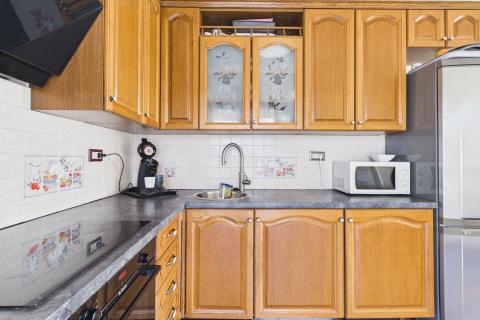 Istra , Poreč okolica - Samostojeća kuća sa 4 apartmana i bazenom