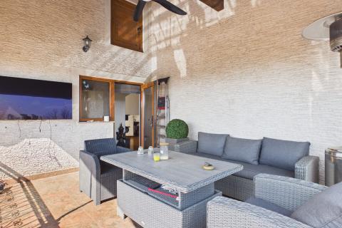 Istra , Poreč okolica - Samostojeća kuća sa 4 apartmana i bazenom