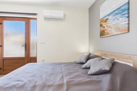 Istra , Poreč okolica - Samostojeća kuća sa 4 apartmana i bazenom