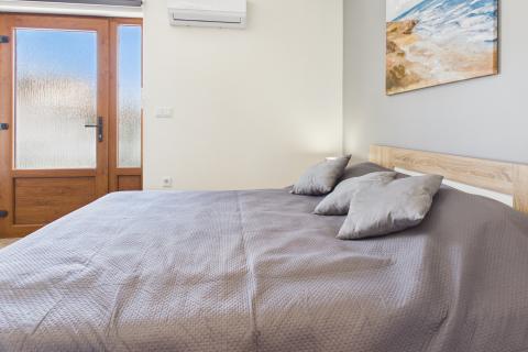 Istra , Poreč okolica - Samostojeća kuća sa 4 apartmana i bazenom