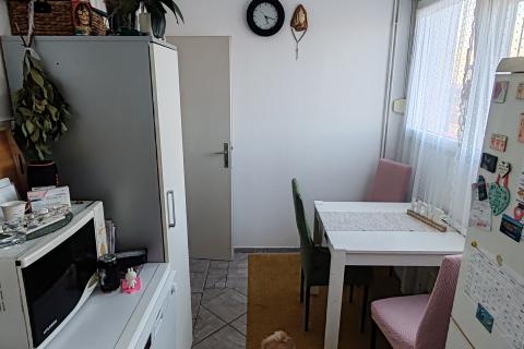 Varaždin, stan s loggiom, 44,65 m&sup2;