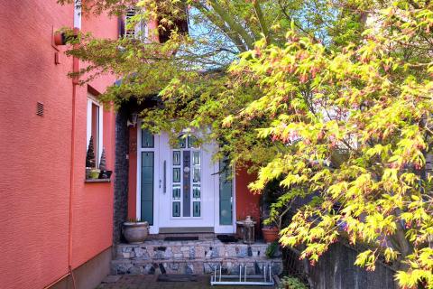 Zagreb, Rude&scaron; &ndash; obiteljska kuća s dva stana, dvori&scaron;tem i parkirnim mjestom