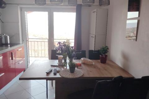 Rijeka, Kraljevica, stan s panoramskim pogledom na more