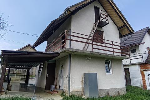 Klo&scaron;tar Ivanić - legalizirana kuća 60 m2