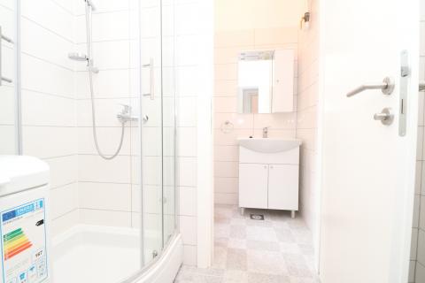 Zagreb, Palmotićeva &ndash; poslovni prostor za ured, 77m2