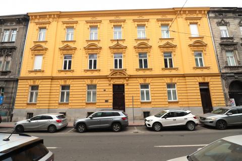 Zagreb, Palmotićeva &ndash; poslovni prostor za ured, 77m2