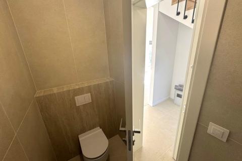 OPATIJA,PAVLOVAC- stan 3S+ DB s krovnom terasom i pogledom na more