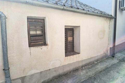 Tribalj- kuća u blizini jezera 