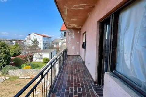 Crikvenica, Jadranovo - kuća za adaptaciju sa 3 jedinice