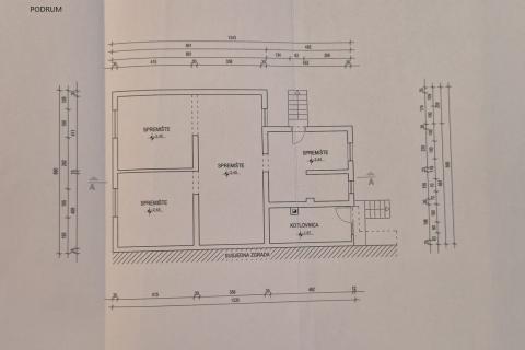 Zagreb, Botinec, kuća s tri stana