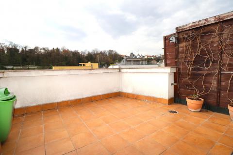 Zagreb, Nova Ves &ndash; stan s terasom, 47m2