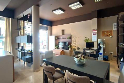 Istra, Novigrad - Poslovni prostor na odličnoj lokaciji