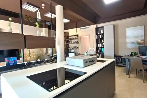 Istra, Novigrad - Poslovni prostor na odličnoj lokaciji