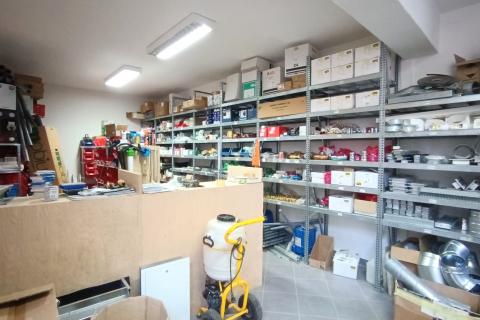 Istra, Novigrad - Poslovni prostor na odličnoj lokaciji