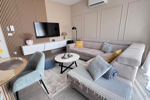 Rijeka, Sar&scaron;oni, dvosoban stan, okućnica