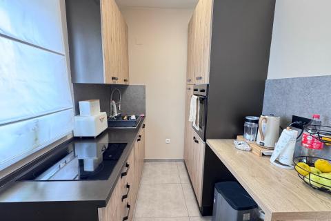 Rijeka, Sar&scaron;oni, dvosoban stan, okućnica