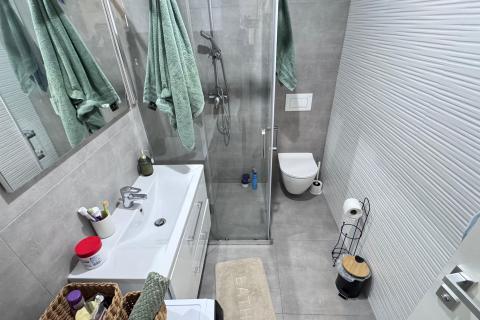 Rijeka, Sar&scaron;oni, dvosoban stan, okućnica