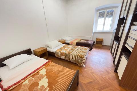 Hreljin - Samostojeća kuća, teren, velika okućnica i prekrasan pogled