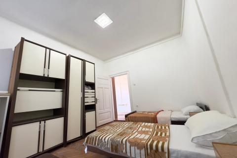 Hreljin - Samostojeća kuća, teren, velika okućnica i prekrasan pogled