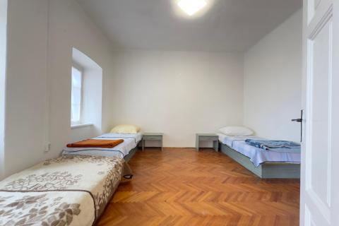 Hreljin - Samostojeća kuća, teren, velika okućnica i prekrasan pogled