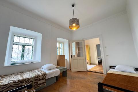 Hreljin - Samostojeća kuća, teren, velika okućnica i prekrasan pogled