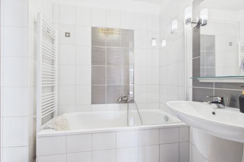 Krapinske toplice - prekrasna kuća 220 m2 s tri stana