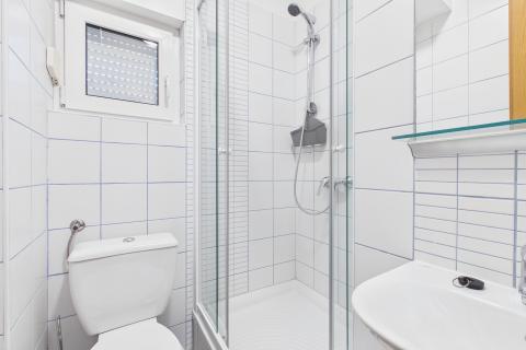 Krapinske toplice - prekrasna kuća 220 m2 s tri stana