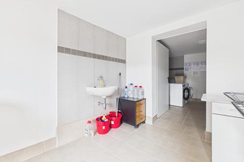 Krapinske toplice - prekrasna kuća 220 m2 s tri stana