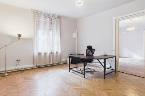 Zagreb, Gundulićeva - građanski 5-sobni stan s garažom