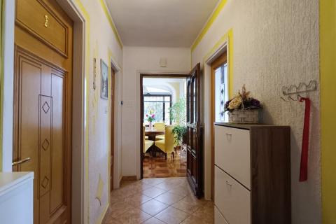 Rijeka, Kastav - 2S + DB - okućnica