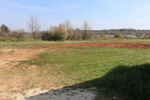 FUNTANA, EKSKLUZIVNO - građevinsko zemlji&scaron;te 1355m&sup2;