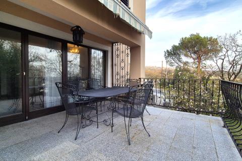 Opatija, Matulji- samostojeća kuća s pogledom na more