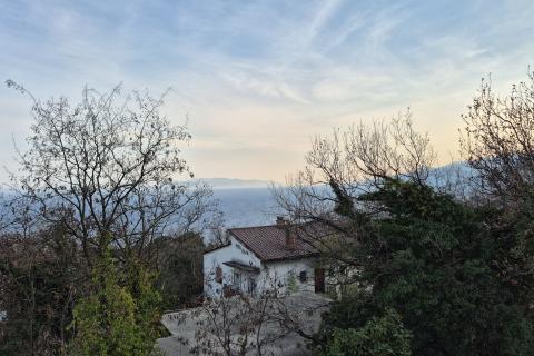 Opatija, Matulji- samostojeća kuća s pogledom na more