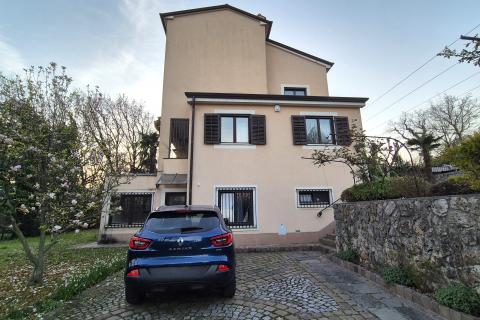 Opatija, Matulji- samostojeća kuća s pogledom na more