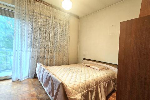 Zagreb, Miro&scaron;evec - kuća s okućnicom