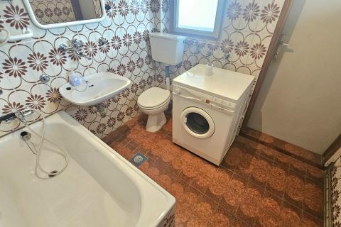 Zagreb, Miro&scaron;evec - kuća s okućnicom