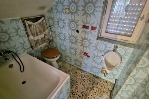 Zagreb, Miro&scaron;evec - kuća s okućnicom