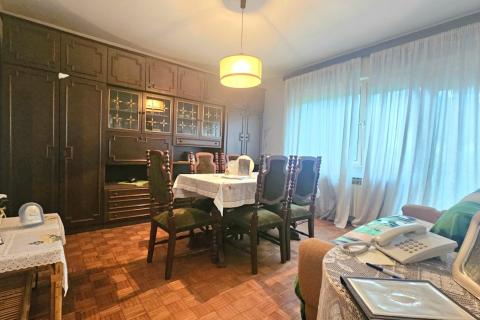 Zagreb, Miro&scaron;evec - kuća s okućnicom