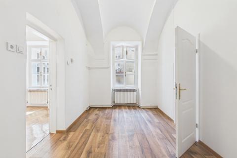 Zagreb, Gornji Grad, Poslovni prostor