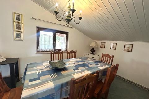 Vižinada, apartman za dugoročni najam sa terasom i dvori&scaron;tem