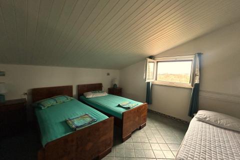 Vižinada, apartman za dugoročni najam sa terasom i dvori&scaron;tem