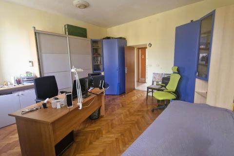 Pula, Monte Zaro- 2S+DB, 81 m2, 1. kat, stan blizu centra, svijetao i prozračan