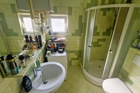 Pula, Monte Zaro- 2S+DB, 81 m2, 1. kat, stan blizu centra, svijetao i prozračan