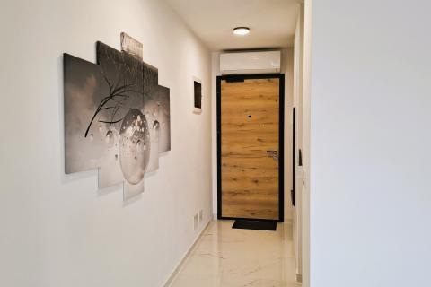 Квартира в Новиграде с террасой на крыше и видом на море