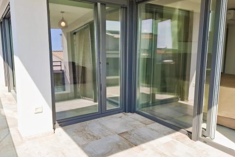 Квартира в Новиграде с террасой на крыше и видом на море