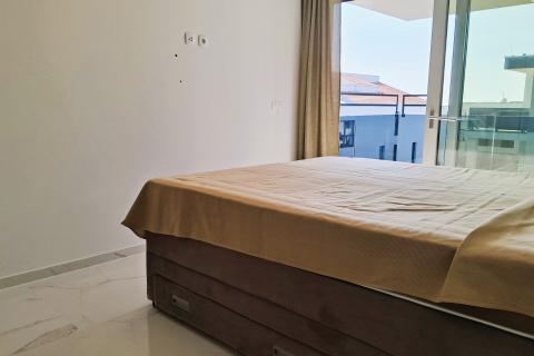 Квартира в Новиграде с террасой на крыше и видом на море